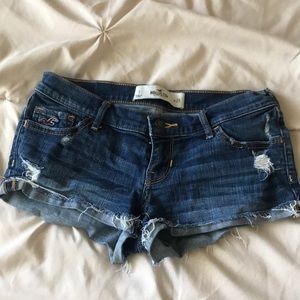☀️Hollister distressed shorts ☀️